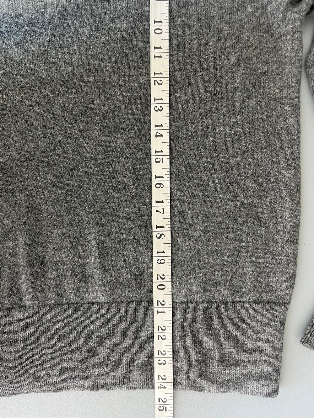 New Everlane CASHMERE SLIM CREW SWEATER Heather Charcoal Size L - Picture 10 of 12